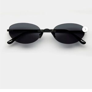 VEHLA Black Oval Rimless Sunglasses